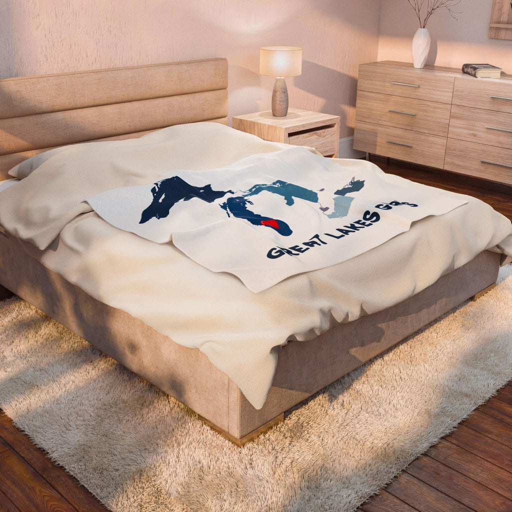 Lake Michigan Heart & Map Cozy Throw - Velveteen Plush Blanket