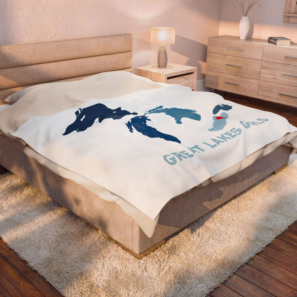 Lake Erie Heart & Map Cozy Throw - Velveteen Plush Blanket